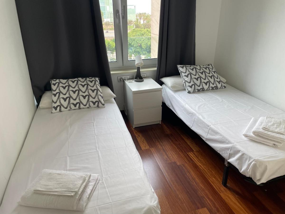 Forum De Barcelona Sea View Apartment With Garage Parking Sant Adria de Besos Dış mekan fotoğraf